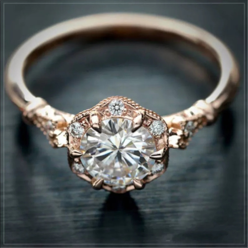 New Cubic Zirconia Luxury Stone Rose Gold ring - Picture 1 of 5